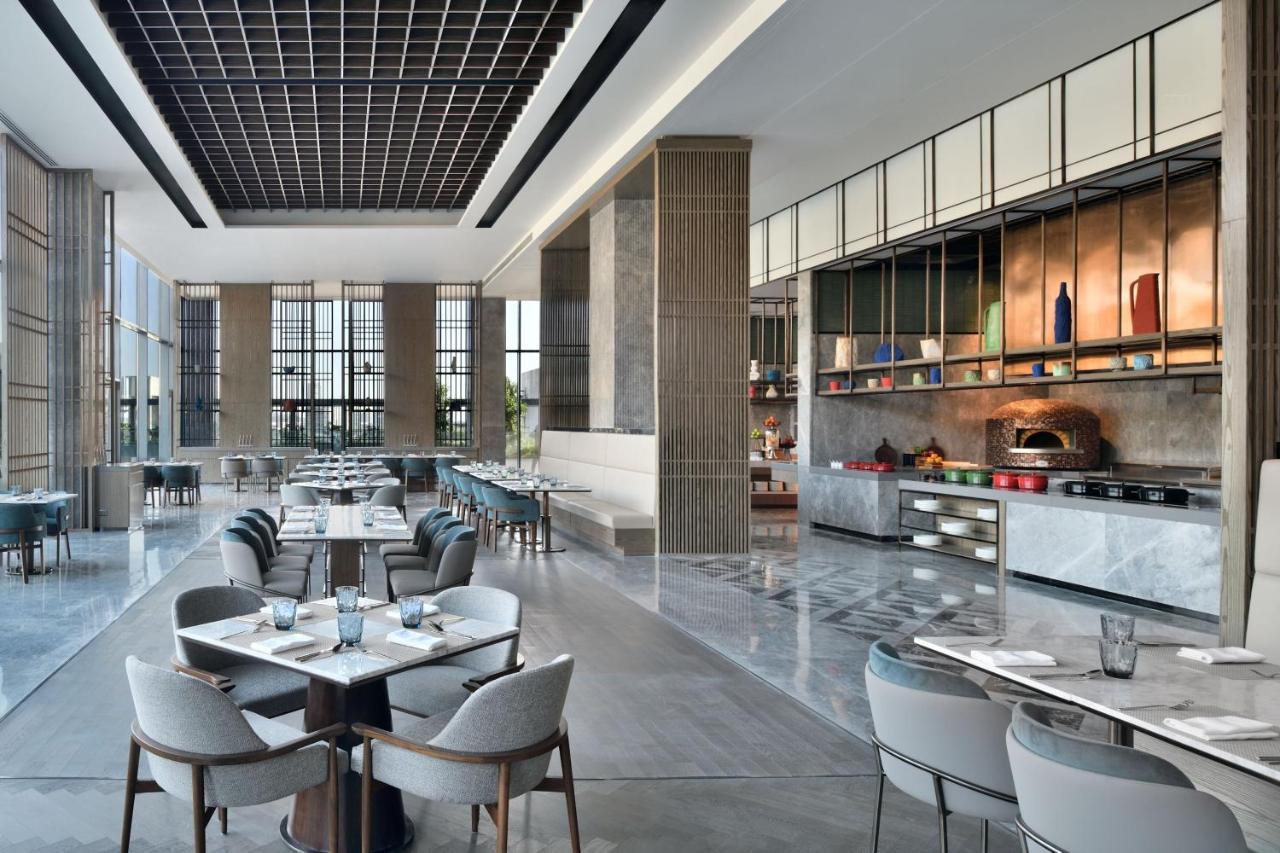 Marriott Executive Apartments Нави Мумбаи Экстерьер фото