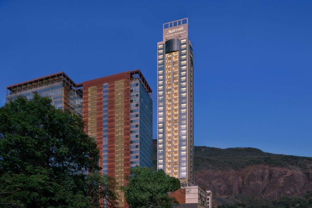 Marriott Executive Apartments Нави Мумбаи Экстерьер фото